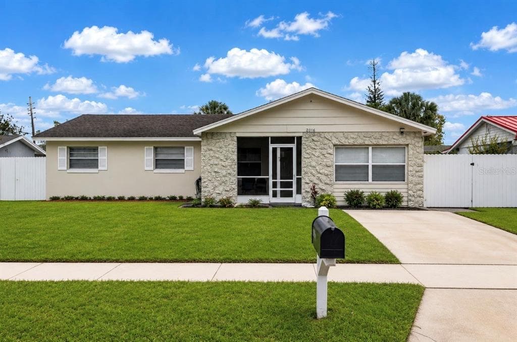 2016 VALENCIA CIRCLE, KISSIMMEE, FL 34741 — zdjęcie 2