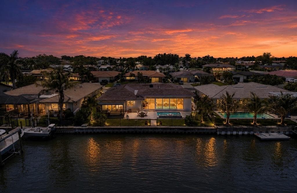 2011 MICHIGAN AVENUE NE, ST PETERSBURG, FL 33703 — zdjęcie 3