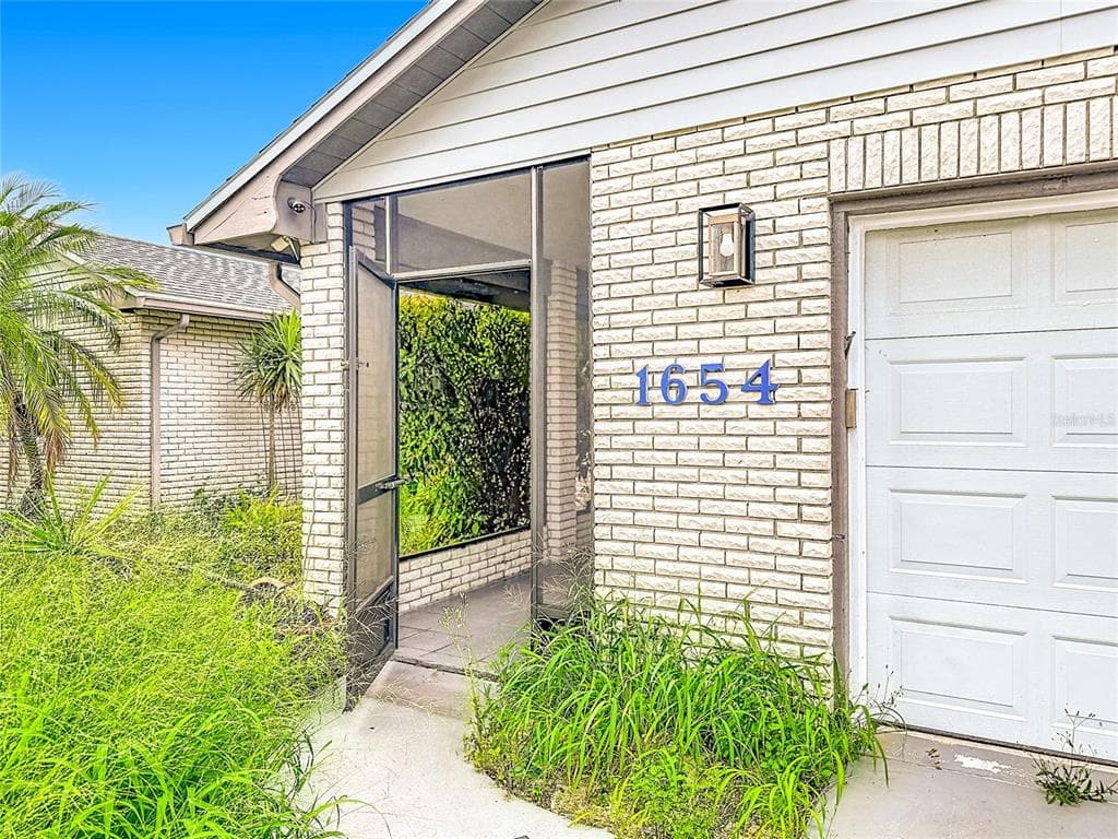 1654 SE FALLON DRIVE, PORT ST LUCIE, FL 34983 — zdjęcie 3