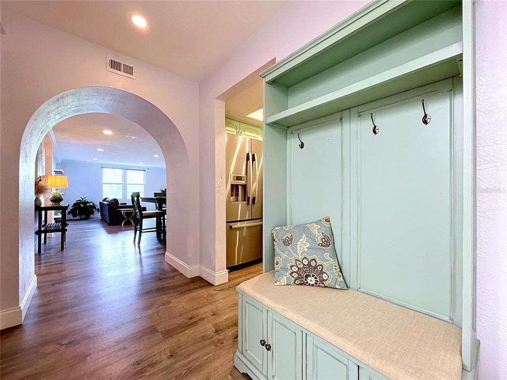 4651 1ST STREET NE # 311, ST PETERSBURG, FL 33703 — zdjęcie 3
