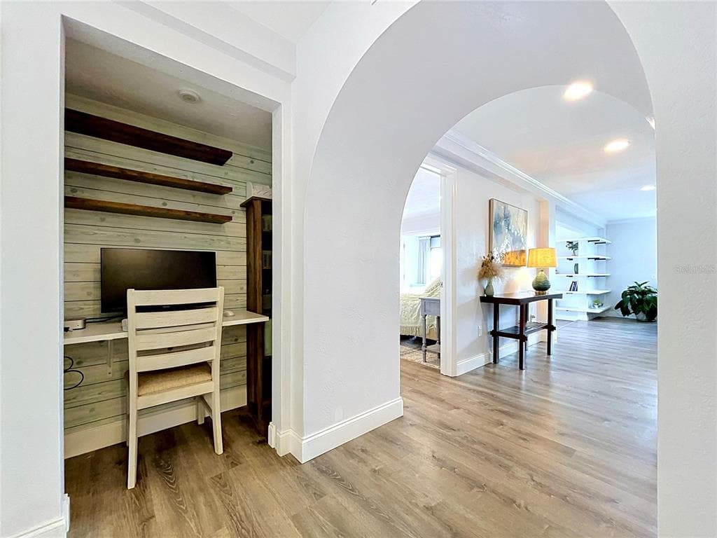 4651 1ST STREET NE # 311, ST PETERSBURG, FL 33703 — zdjęcie 4