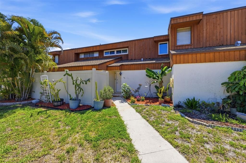 2074 SUNSET POINT ROAD # 136, CLEARWATER, FL 33765 — zdjęcie 3