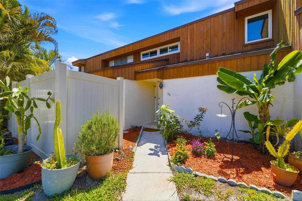 2074 SUNSET POINT ROAD # 136, CLEARWATER, FL 33765