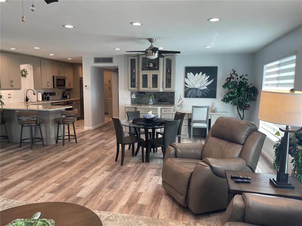 5400 GULF DRIVE # 32, BRADENTON BEACH, FL 34217 — zdjęcie 5