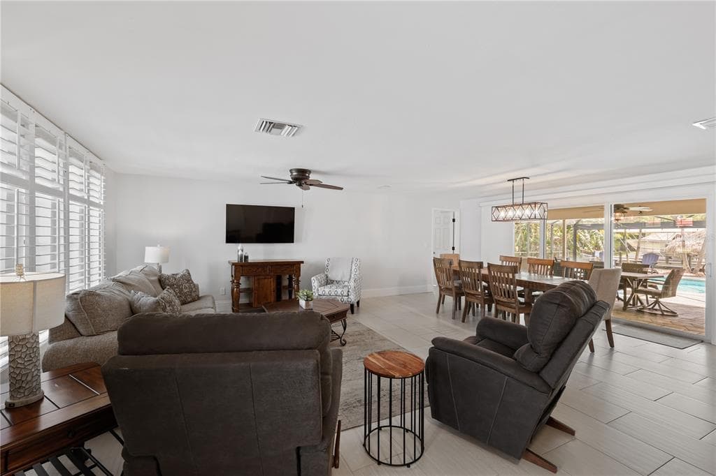 5215 PELICAN BOULEVARD, CAPE CORAL, FL 33914 — zdjęcie 5
