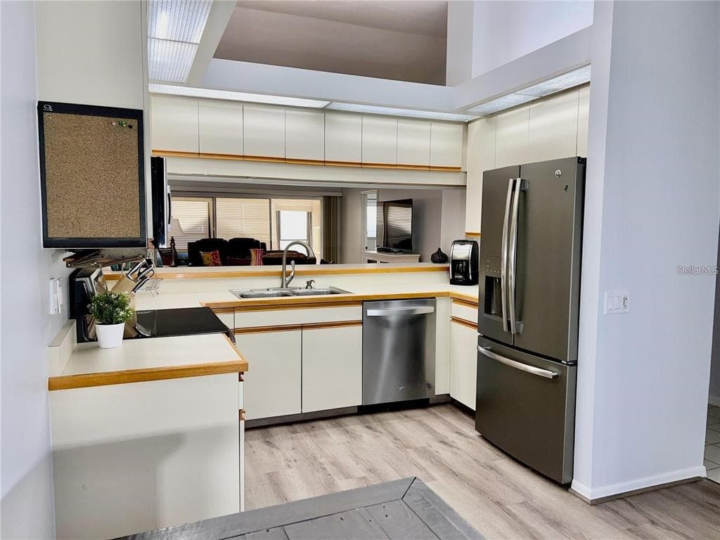 7186 LAKESIDE DRIVE, SARASOTA, FL 34243 — zdjęcie 4