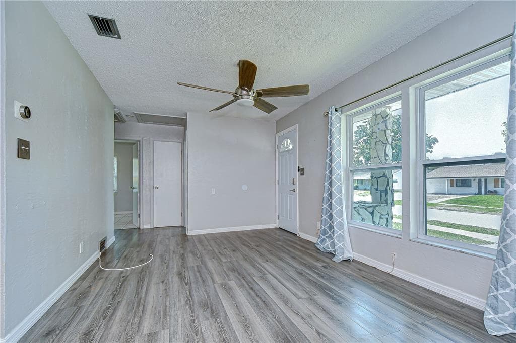 5325 8TH AVENUE S, GULFPORT, FL 33707 — zdjęcie 4