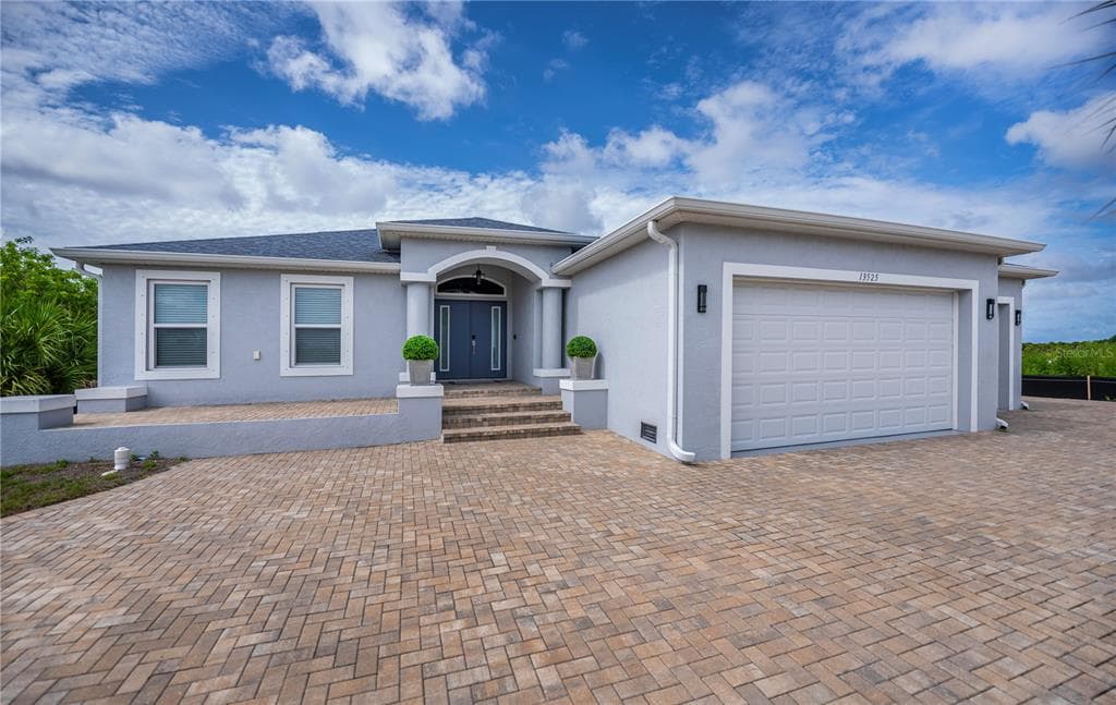 13525 GREENCASTLE AVENUE, PORT CHARLOTTE, FL 33981 — zdjęcie 2