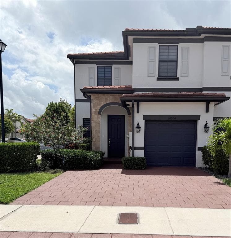 10306 W 33RD LANE, HIALEAH, FL 33018