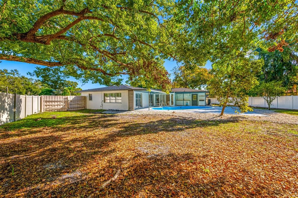 1932 ORO COURT, CLEARWATER, FL 33764 — zdjęcie 5