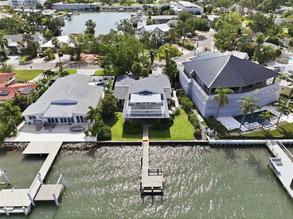 1832 VENETIAN POINT DRIVE, CLEARWATER, FL 33755 — zdjęcie 2