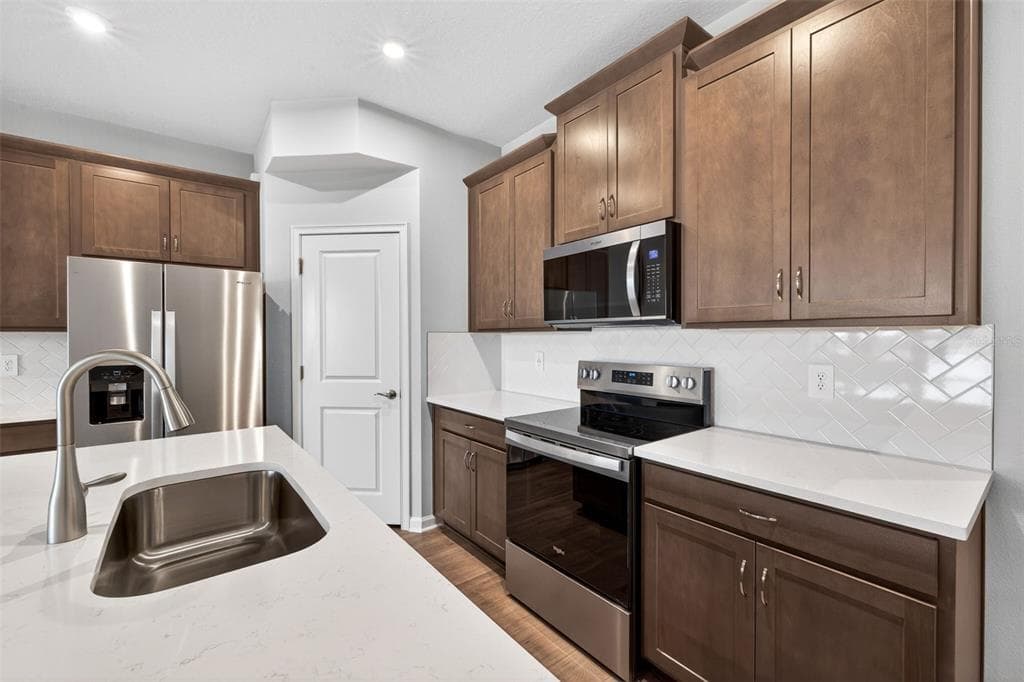 9187 AURELIA AVENUE, PARRISH, FL 34219 — zdjęcie 4
