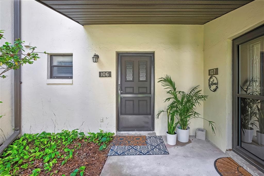 1637 SE PARADISE CIRCLE # 106, CRYSTAL RIVER, FL 34429