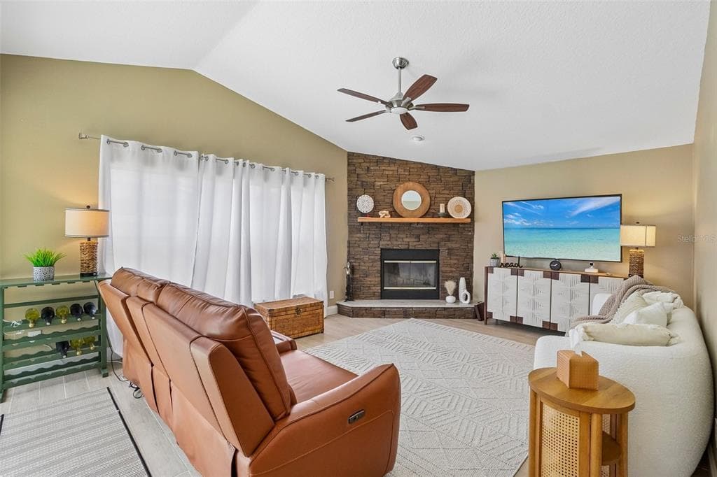 1817 WOOD BEND STREET, TARPON SPRINGS, FL 34689 — zdjęcie 4