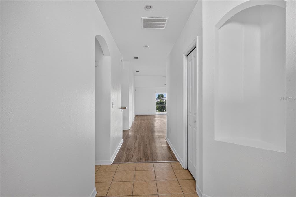 6833 RUNNER OAK DRIVE, ZEPHYRHILLS, FL 33545 — zdjęcie 4