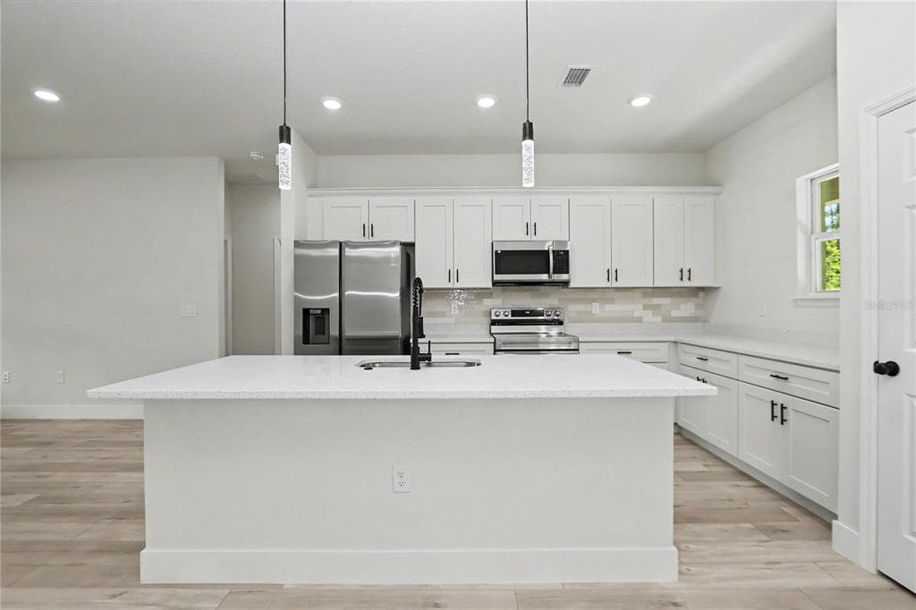 7945 N IBSEN DRIVE, CITRUS SPRINGS, FL 34433 — zdjęcie 4