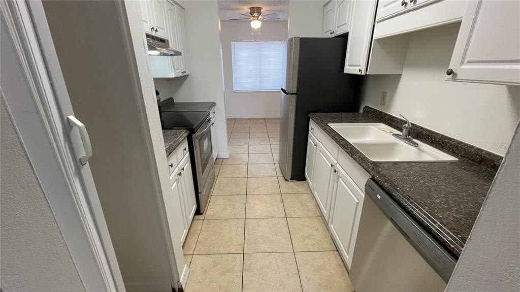 7502 NEEDLE LEAF PLACE # 66, TAMPA, FL 33617 — zdjęcie 2
