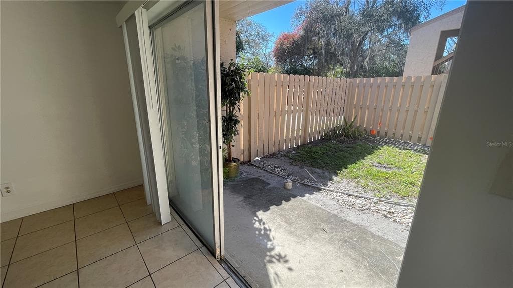 7502 NEEDLE LEAF PLACE # 66, TAMPA, FL 33617 — zdjęcie 5