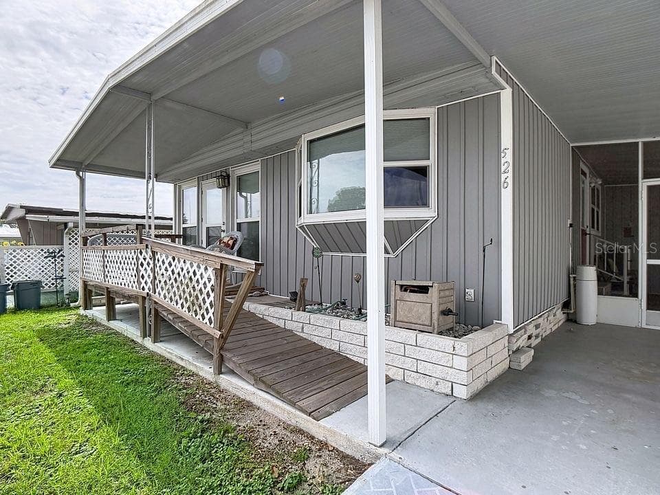 526 CASSANDRA LANE, LAKELAND, FL 33809 — zdjęcie 3