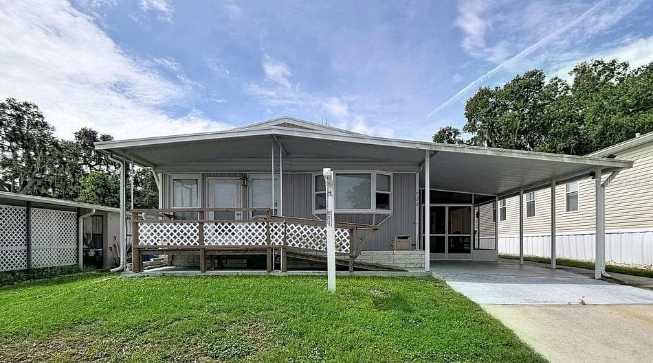 526 CASSANDRA LANE, LAKELAND, FL 33809