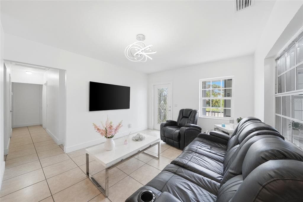 465 E 38TH STREET, HIALEAH, FL 33013 — zdjęcie 5