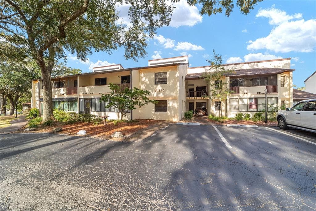 3401 E FORT KING STREET # 202, OCALA, FL 34470