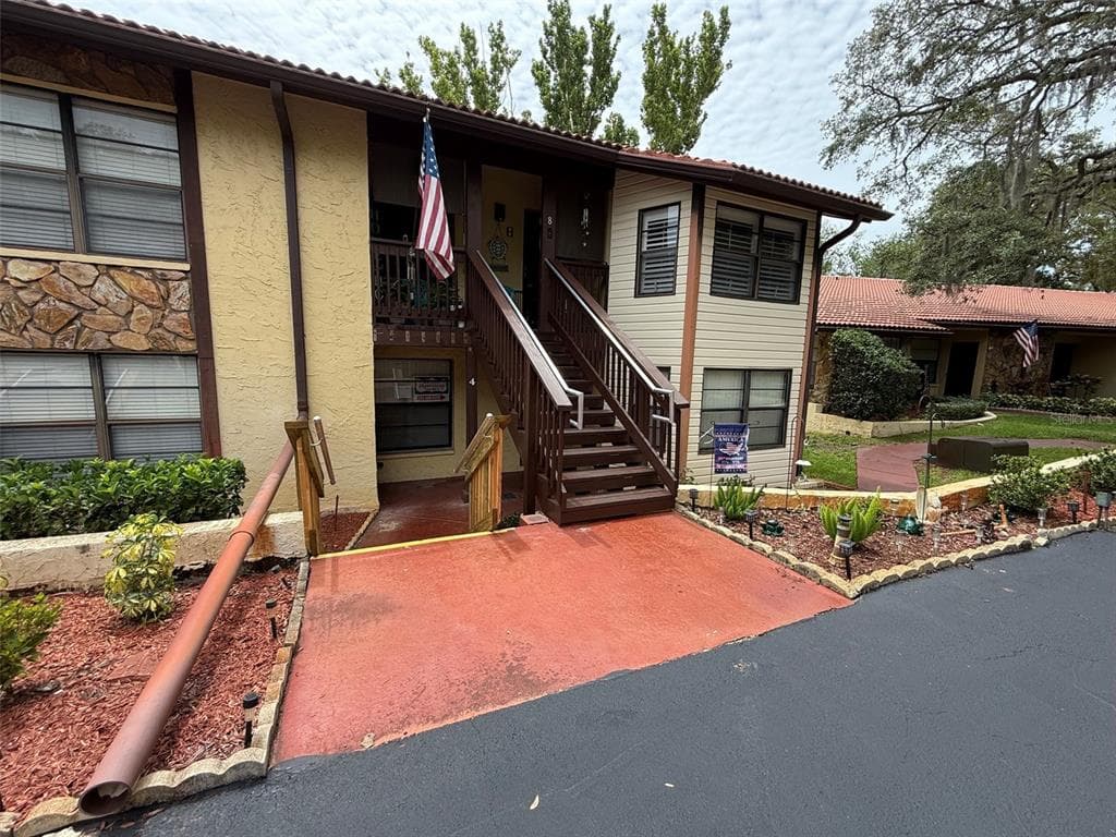 8621 SHADBLOW COURT # 4, PORT RICHEY, FL 34668