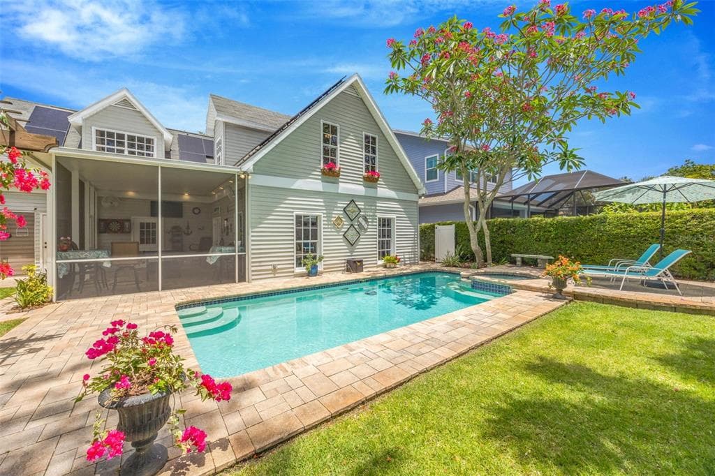 852 35TH AVENUE N, ST PETERSBURG, FL 33704 — zdjęcie 2