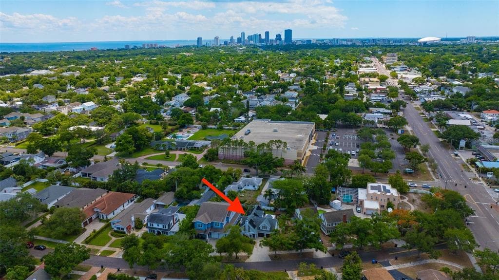 852 35TH AVENUE N, ST PETERSBURG, FL 33704 — zdjęcie 3