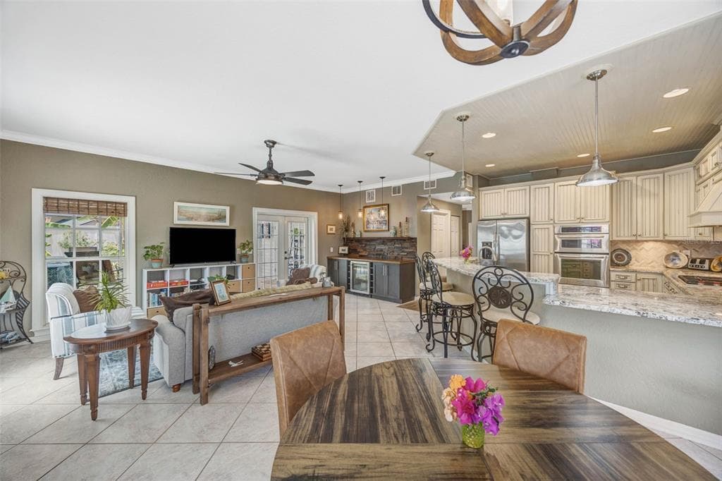 852 35TH AVENUE N, ST PETERSBURG, FL 33704 — zdjęcie 5