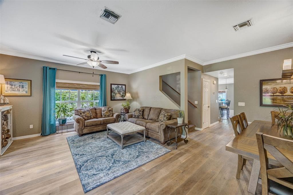 852 35TH AVENUE N, ST PETERSBURG, FL 33704 — zdjęcie 4
