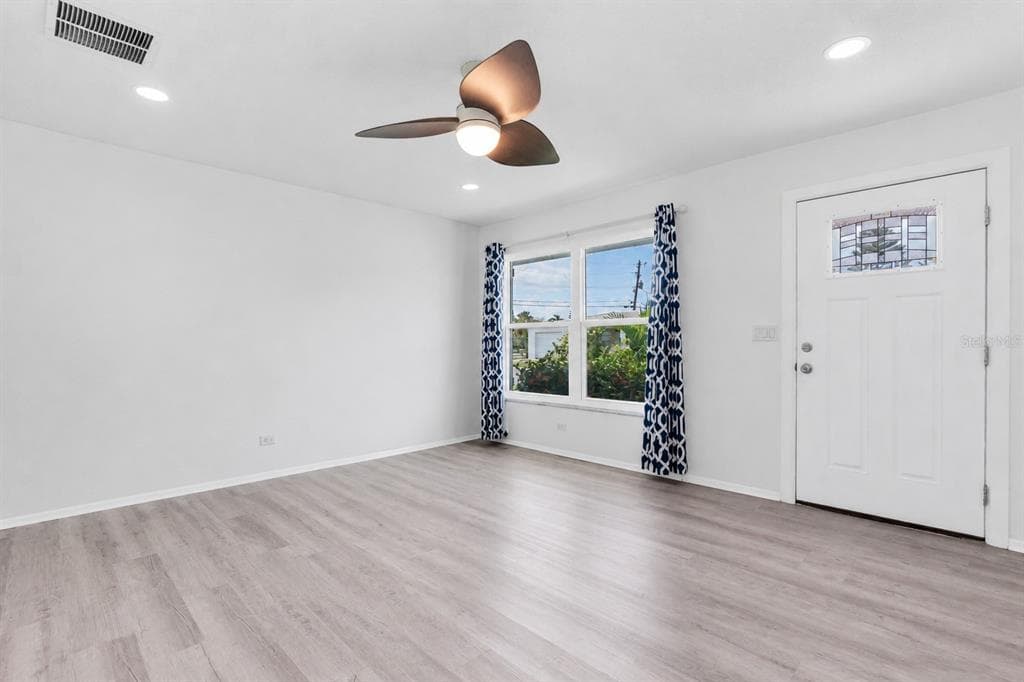 3715 98TH AVENUE N # 3, PINELLAS PARK, FL 33782 — zdjęcie 4