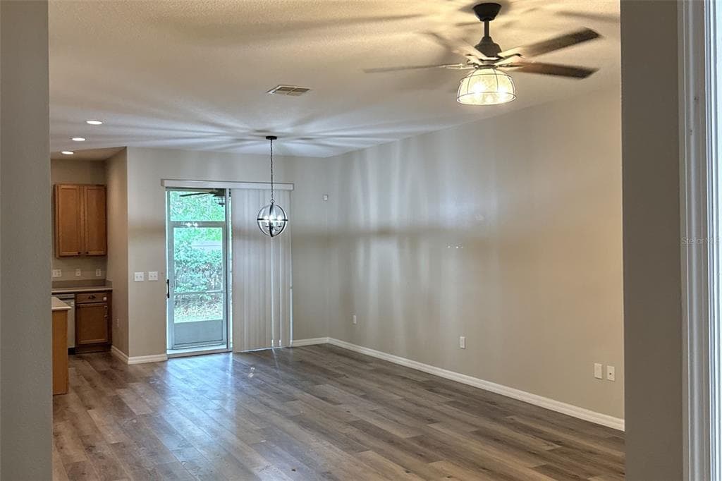 5573 RUTHERFORD PLACE, OVIEDO, FL 32765