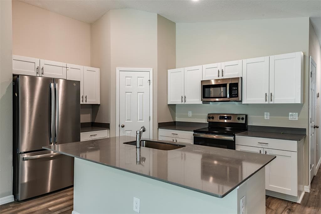 36599 SAGEMOOR DRIVE, ZEPHYRHILLS, FL 33541 — zdjęcie 2