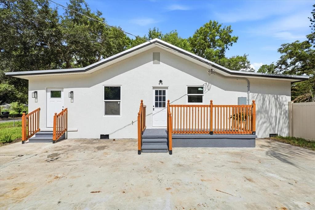 7206 RHODE ISLAND DRIVE, TAMPA, FL 33619