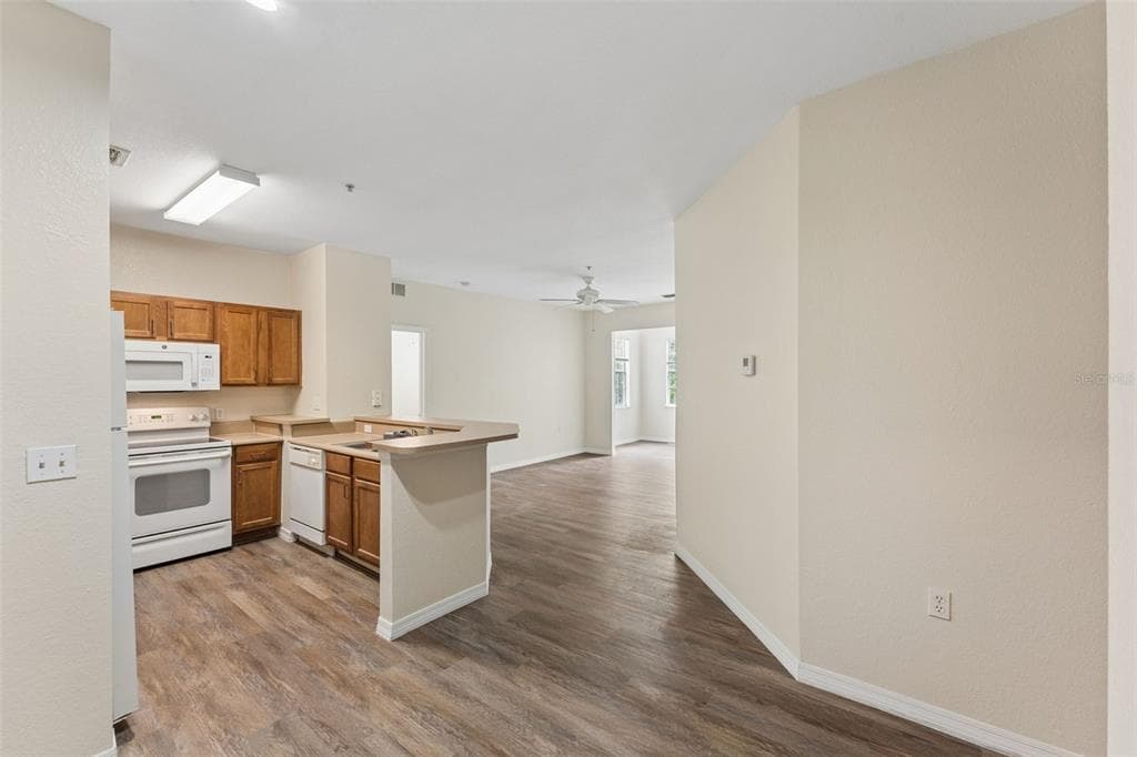 8136 CLAIRE ANN DRIVE # 207, ORLANDO, FL 32825 — zdjęcie 5