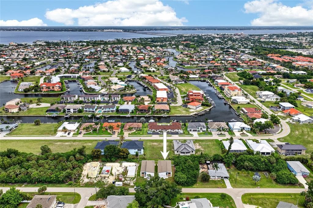 1018 S MARLIN DRIVE, PUNTA GORDA, FL 33950 — zdjęcie 2