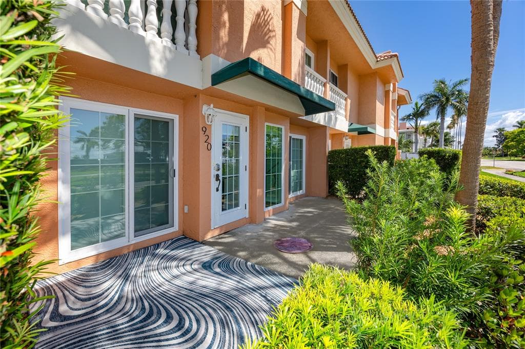920 NORTH SHORE DRIVE NE, ST PETERSBURG, FL 33701 — zdjęcie 4