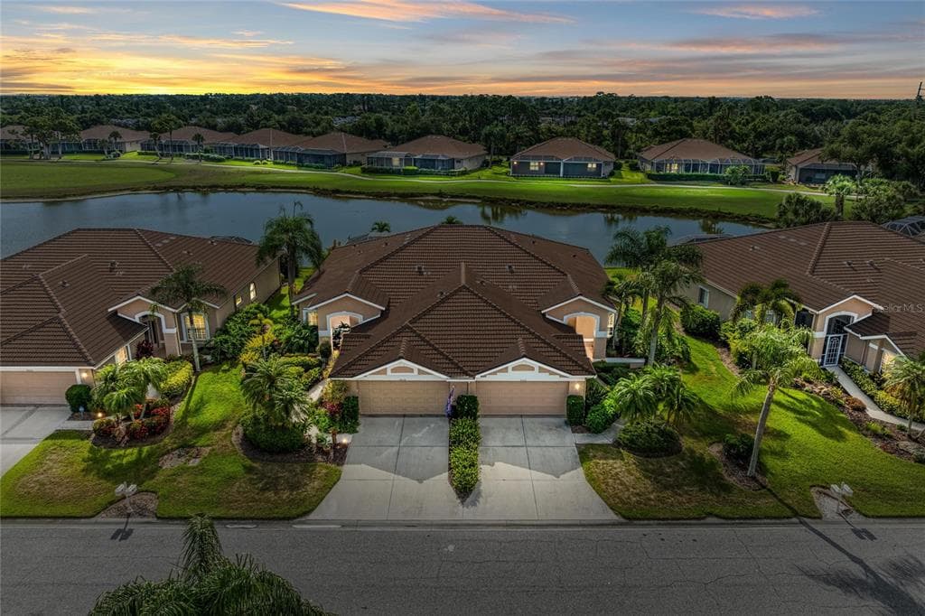 9532 FOREST HILLS CIRCLE, SARASOTA, FL 34238
