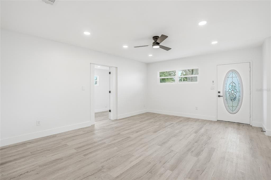 529 FIREFLY LANE, APOLLO BEACH, FL 33572 — zdjęcie 3