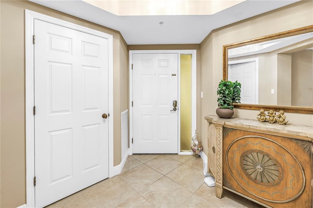 16750 GULF BOULEVARD # 313, NORTH REDINGTON BEACH, FL 33708 — zdjęcie 4