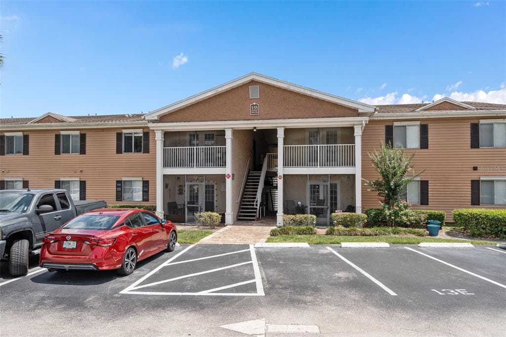 155 N PEARL LAKE CAUSEWAY # 208, ALTAMONTE SPRINGS, FL 32714