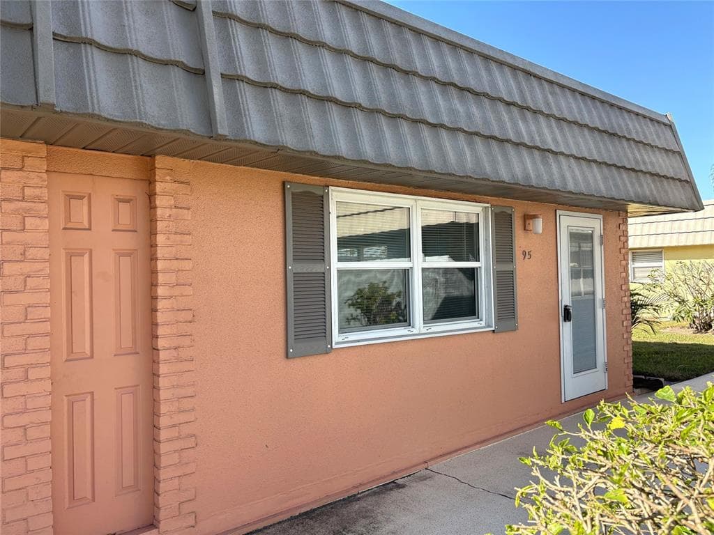 201 BEDFORD STREET # 95, SUN CITY CENTER, FL 33573 — zdjęcie 3