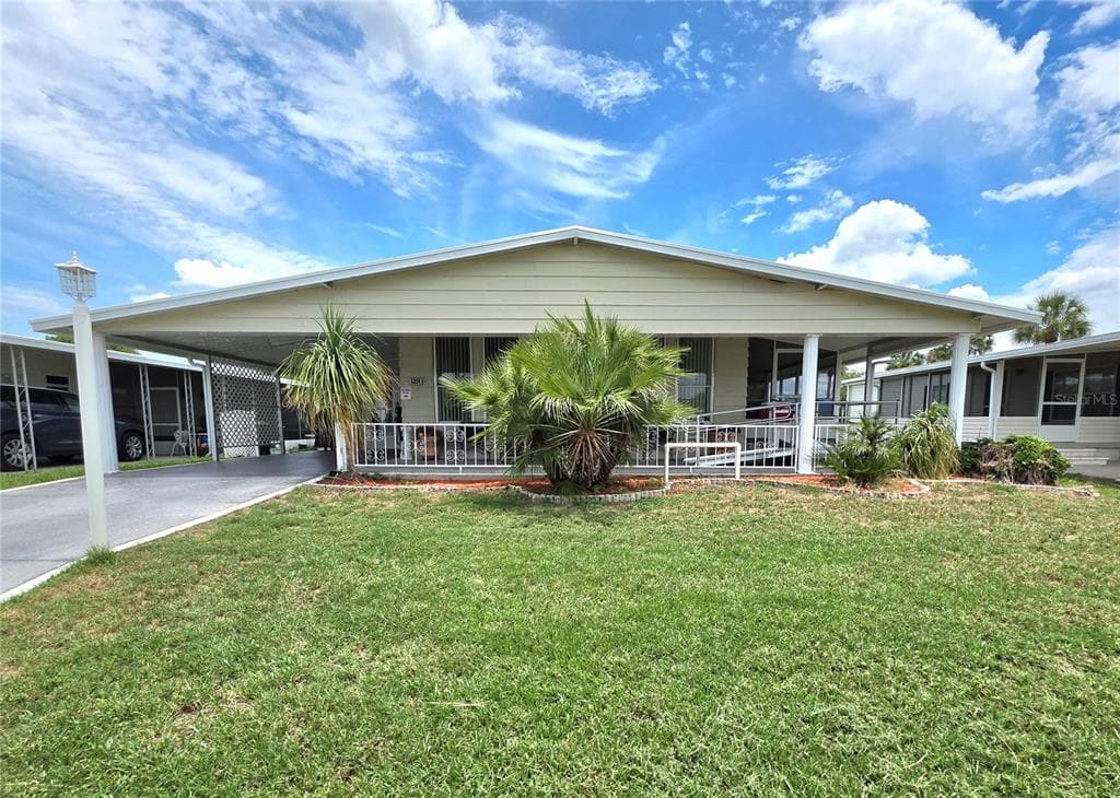 5334 COMANCHE STREET, ZEPHYRHILLS, FL 33542 — zdjęcie 2