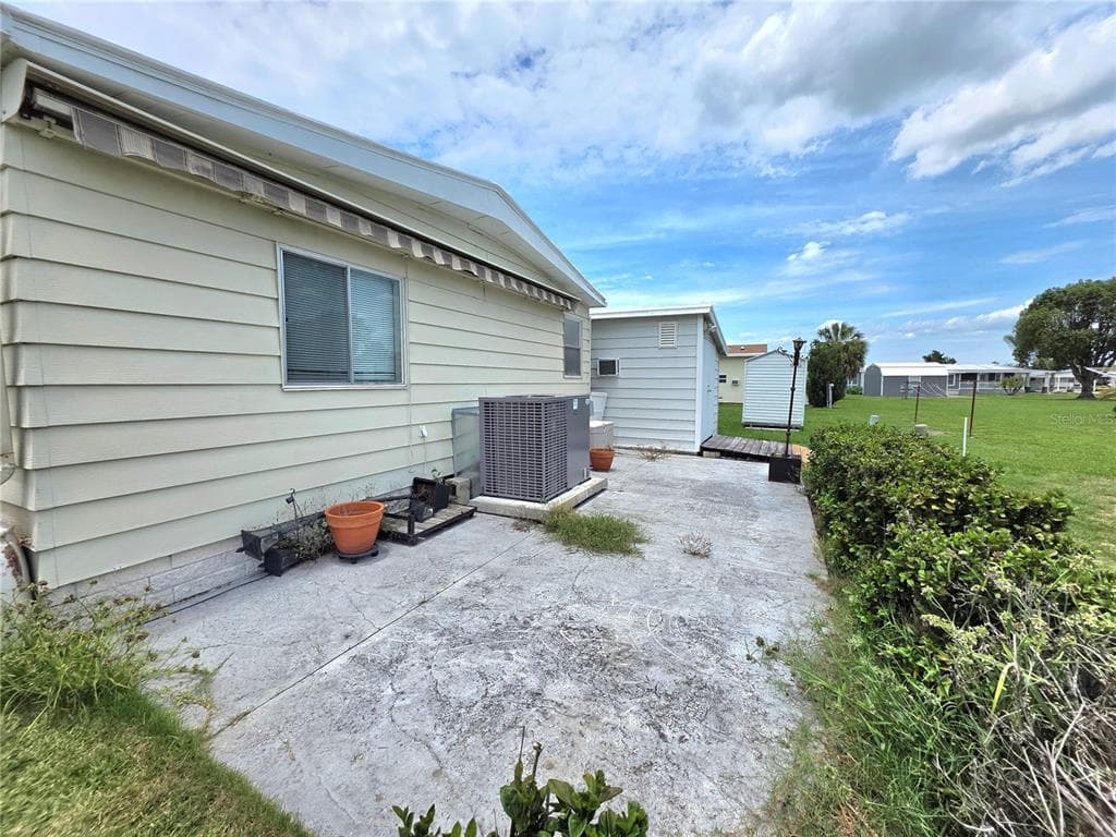 5334 COMANCHE STREET, ZEPHYRHILLS, FL 33542 — zdjęcie 4