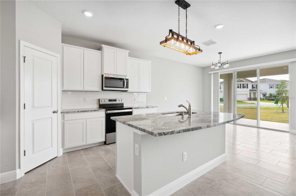 2560 WARREN ACRES BOULEVARD, WESLEY CHAPEL, FL 33543 — zdjęcie 3