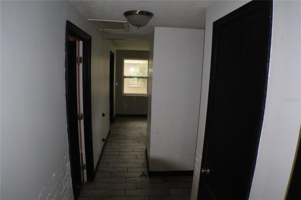 1202 N FERRELL STREET, PLANT CITY, FL 33563 — zdjęcie 2