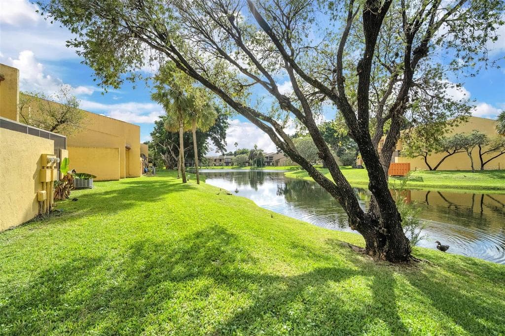 1610 NW 93RD AVENUE # 303, HOLLYWOOD, FL 33024