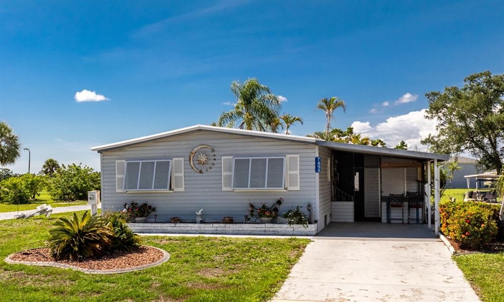 7494 DANVERS CIRCLE, PORT CHARLOTTE, FL 33981 — zdjęcie 2