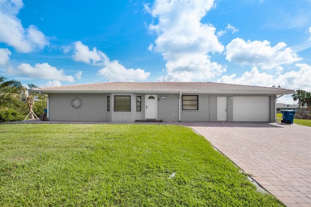 9080 CALOOSA DRIVE, VENICE, FL 34293